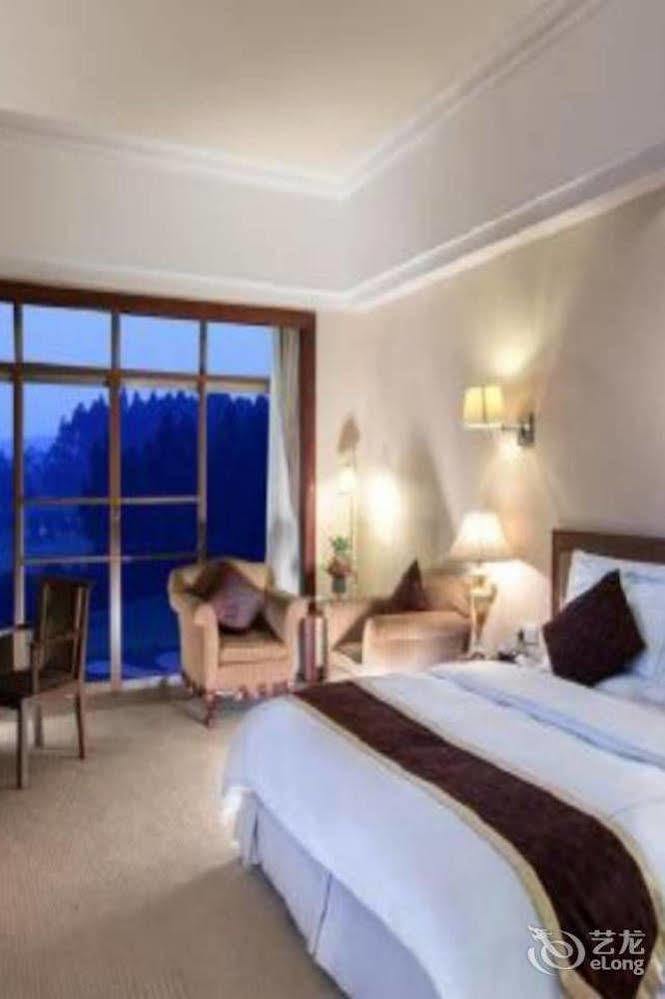 Phoenix Hotel Wuyi Ťiang-men Exteriér fotografie