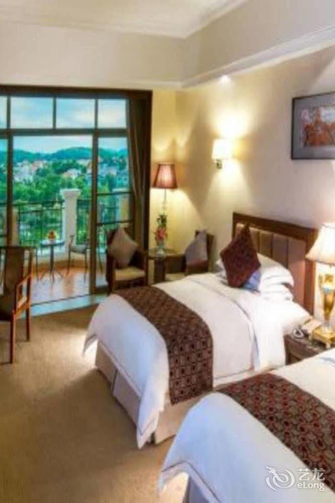 Phoenix Hotel Wuyi Ťiang-men Exteriér fotografie